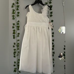 Jessica Ann, white, Communion or flower girl dress. Girls size 10